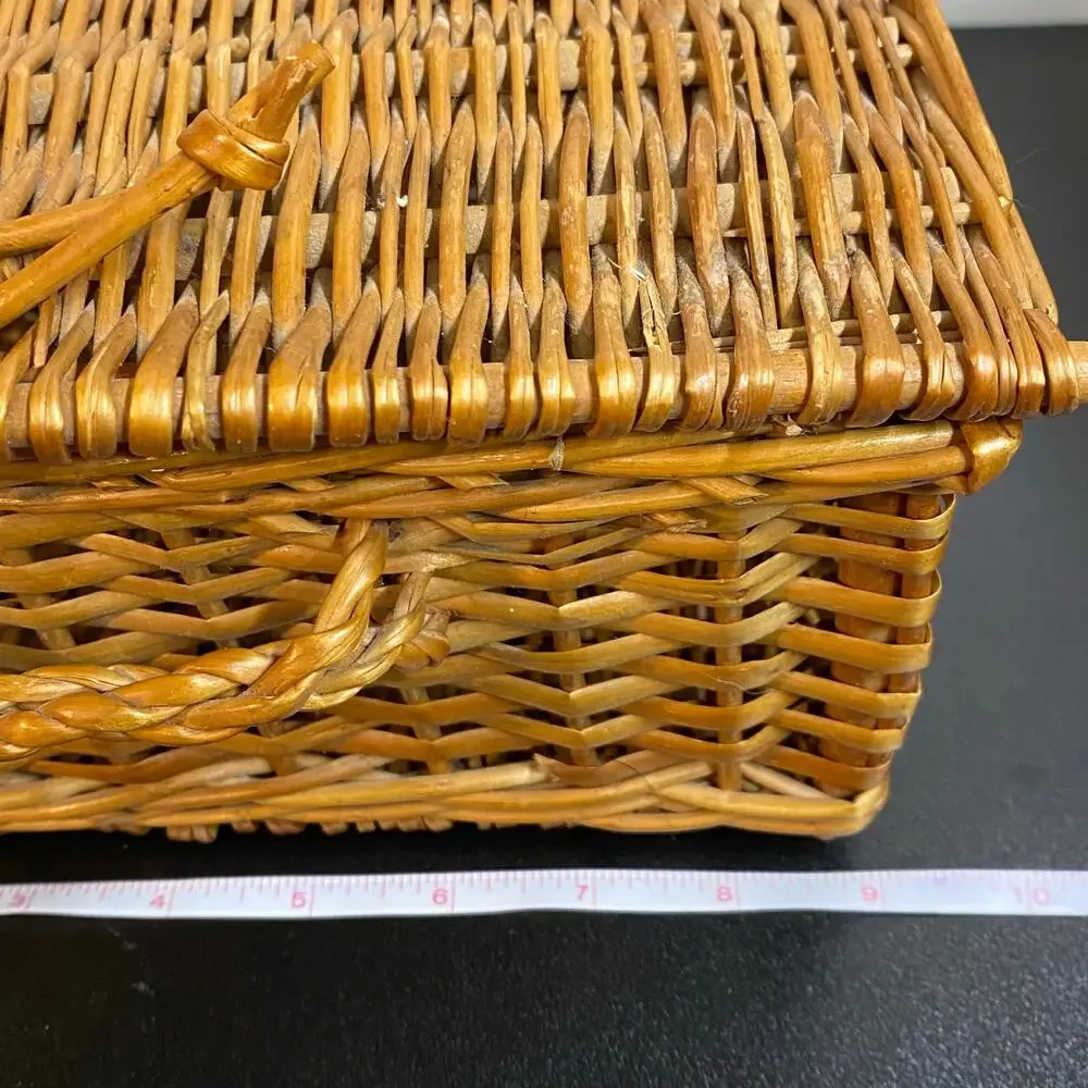 Small Vintage Handwoven Wicker Trinket Chest Basket with Hinged Lid